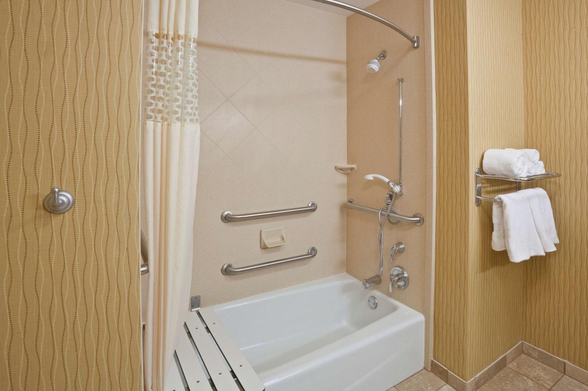 Hampton Inn Matamoras Екстер'єр фото